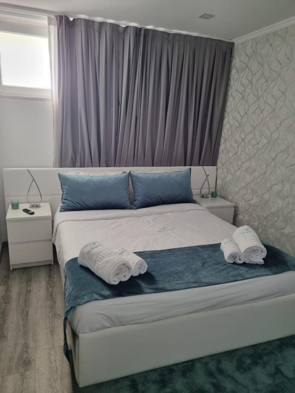 Mikaela Guest House Odivelas  Exterior photo