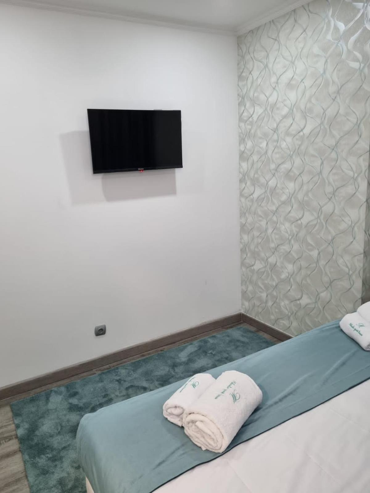 Mikaela Guest House Odivelas  Exterior photo